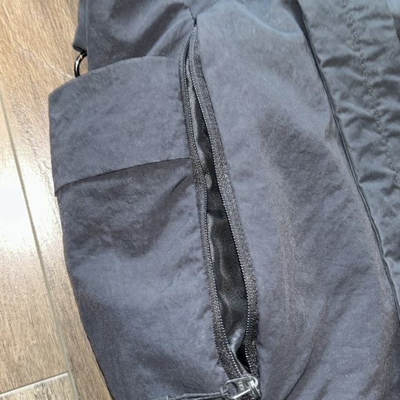 LULULEMON CROSS PATHS BACKPACK FITS 15"LAPTOP BLACK *FLAWS - Picture 9 of 11
